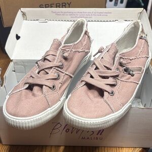 Blowfish Mauve Canvas Lace-Up Sneakers with Frayed Trim